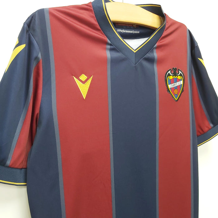 Levante 2022–2023 Heimtrikot (kein Sponsor)